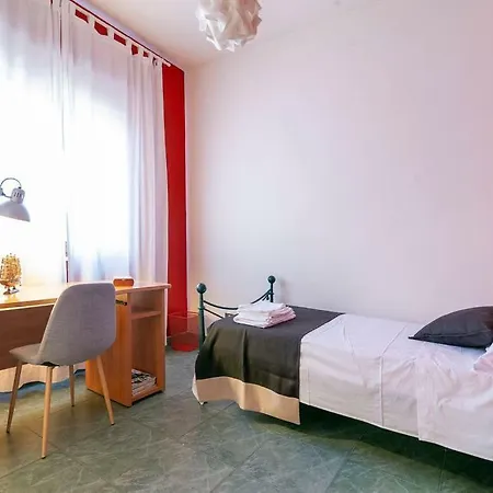 Apartman Bright And Peaceful In Galatina