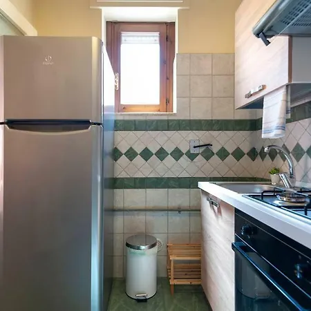Bright And Peaceful In Apartman Galatina